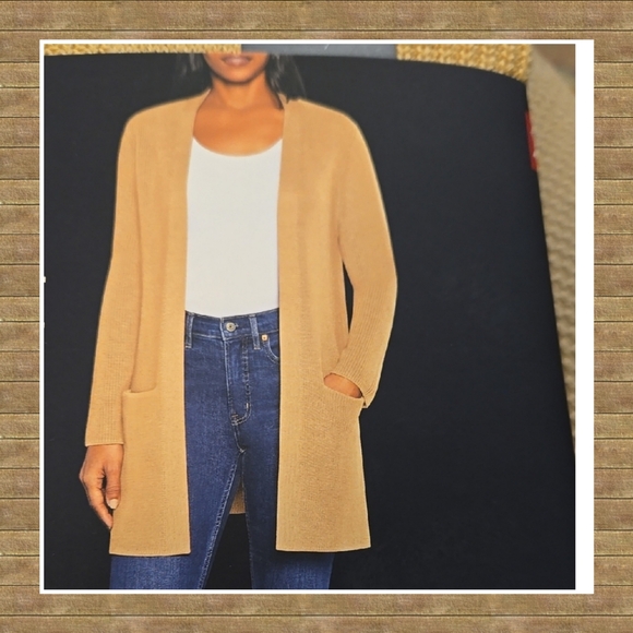 GAP Sweaters - Nwt Gap women's Tan cardigan size xl